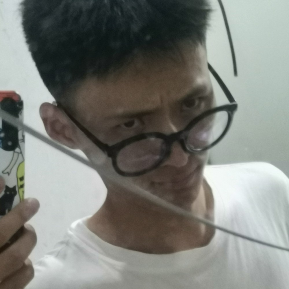 酒窝愿高高的照片