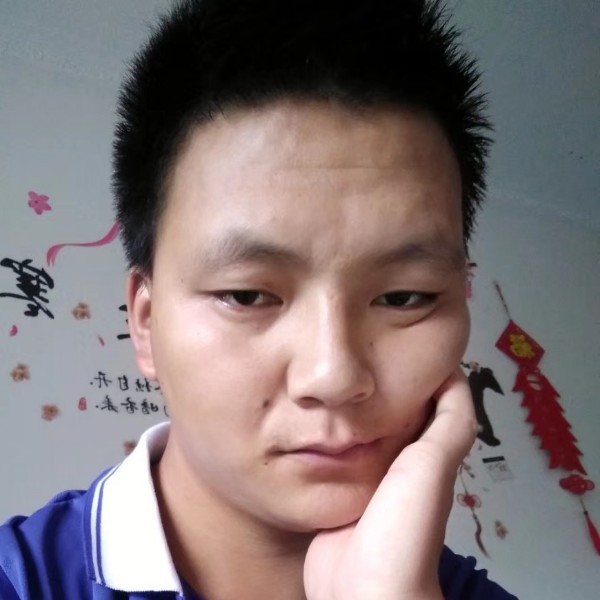 顺利挽手蜡烛的照片