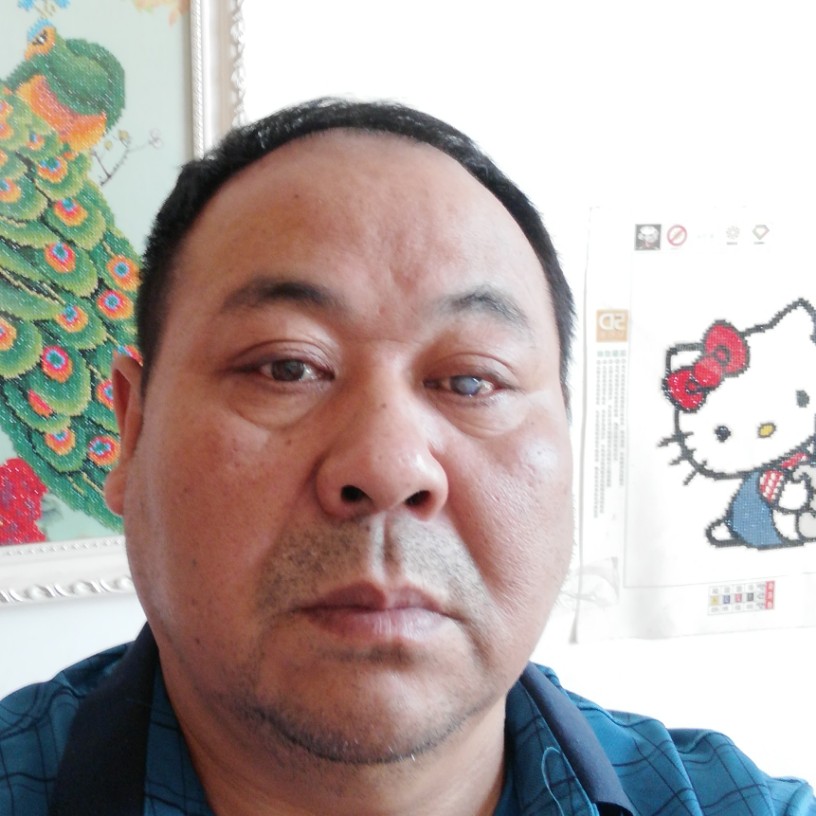 平湖爱害羞的照片