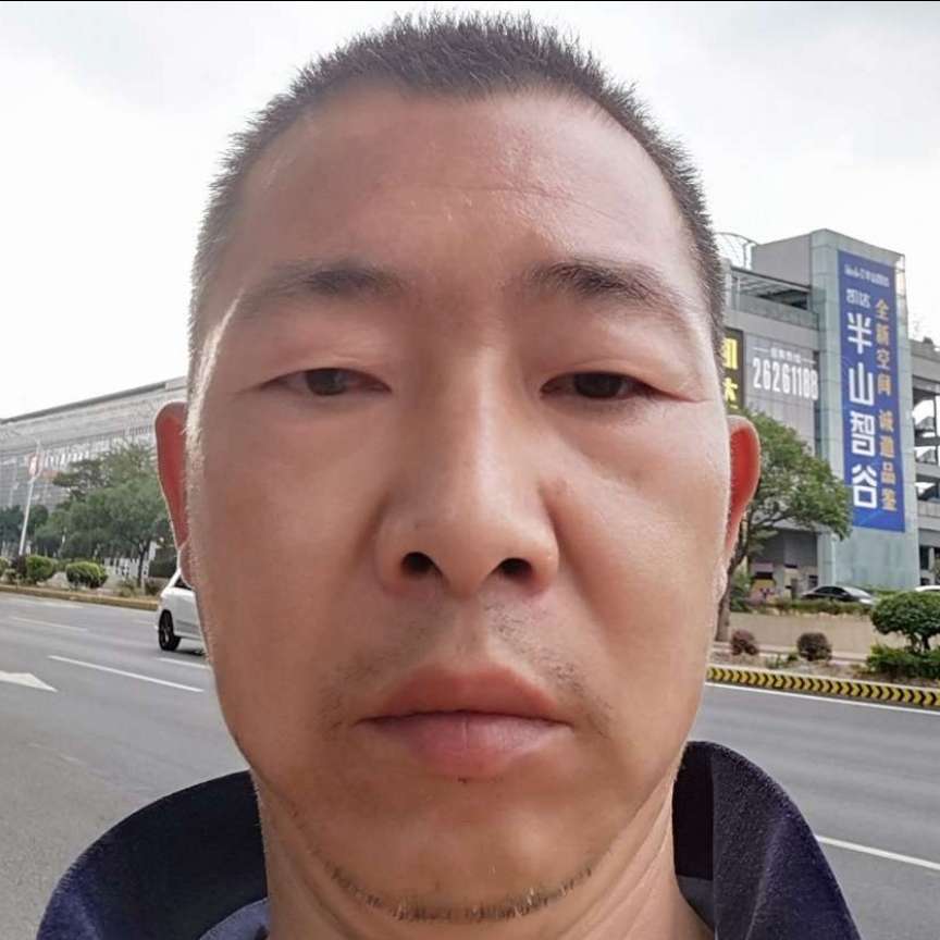 人在勤劳的照片
