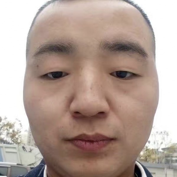 梁林泽的照片