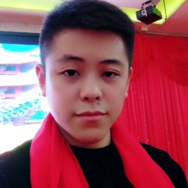 水影迎无心的照片