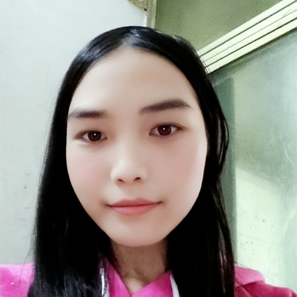 眼睛大水杯的照片