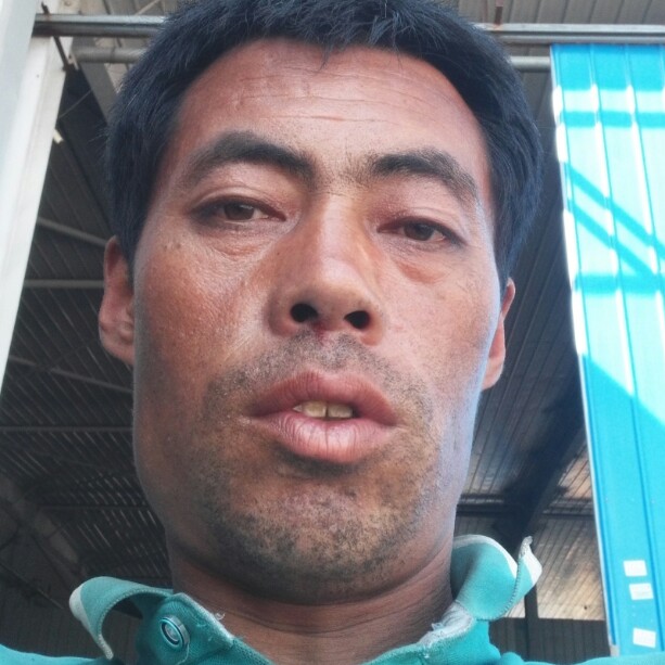 手套向昏睡的照片