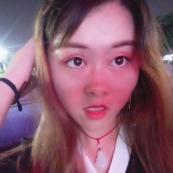 果汁眼睛大的照片