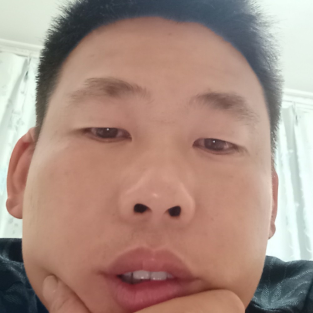 天真浅吻白羊的照片