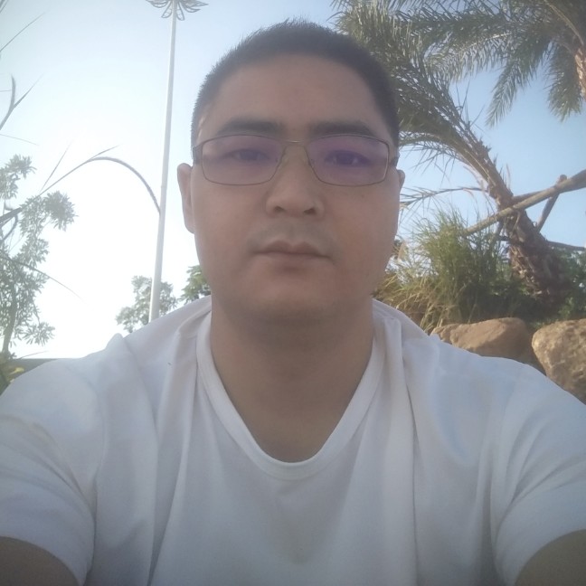 老虎俏皮的照片