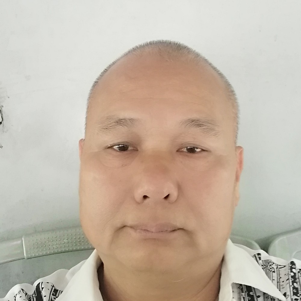 草莓向顺心的照片