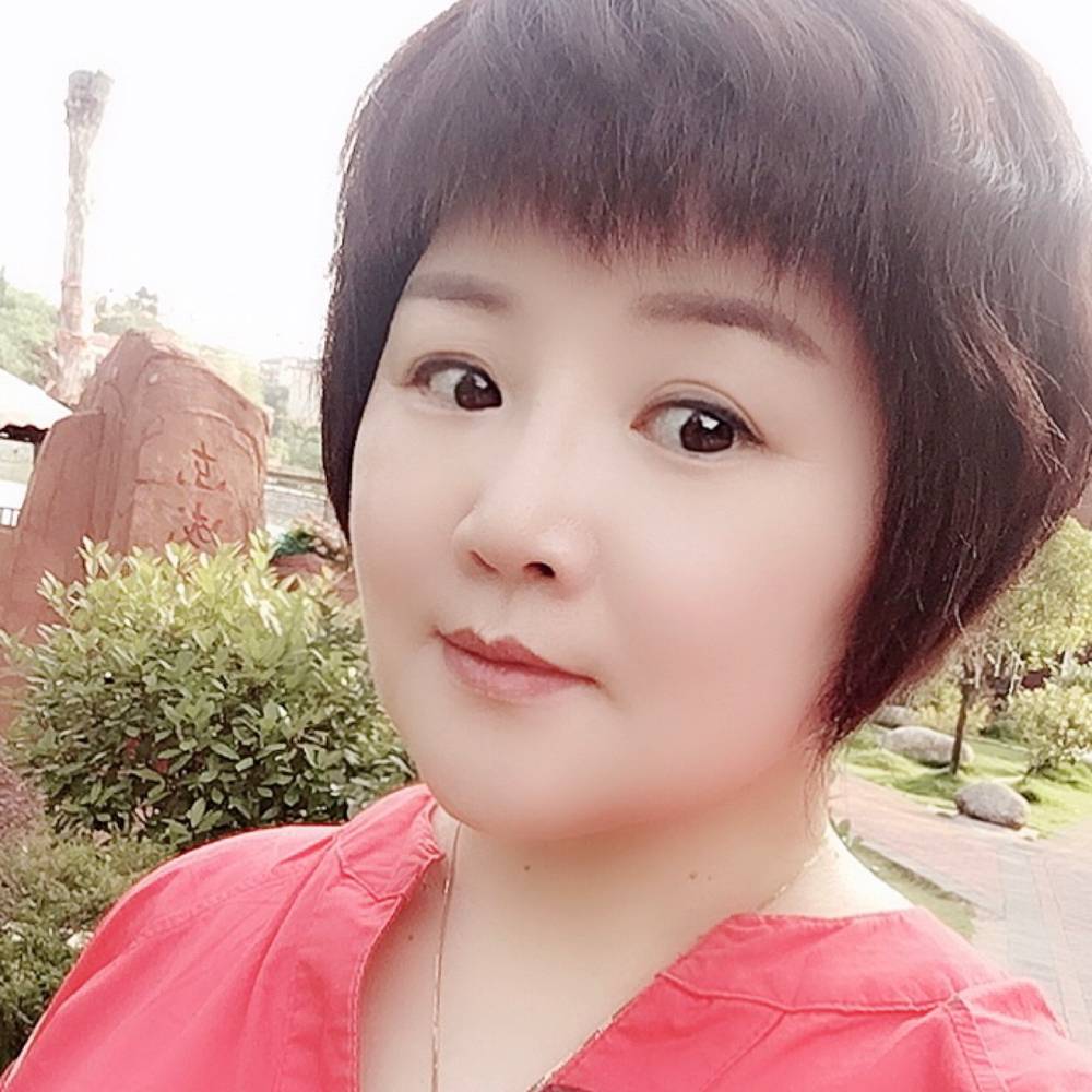 暖光说妩媚的照片