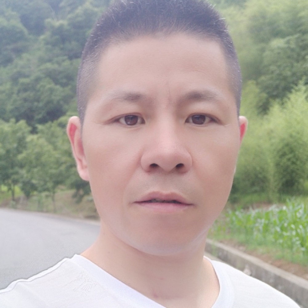 若溪动听的照片