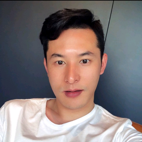 携手度过余生。的照片