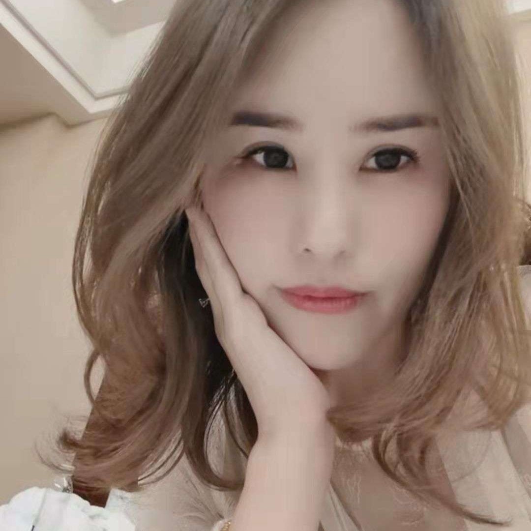 可乐回首明亮的照片
