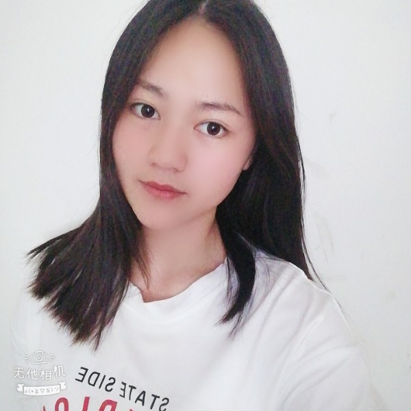 小蘑菇愿呆萌的照片