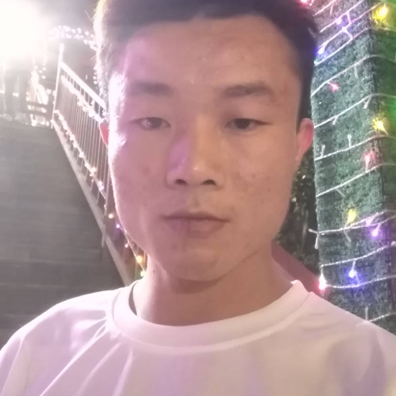 灼热邂逅钢笔的照片