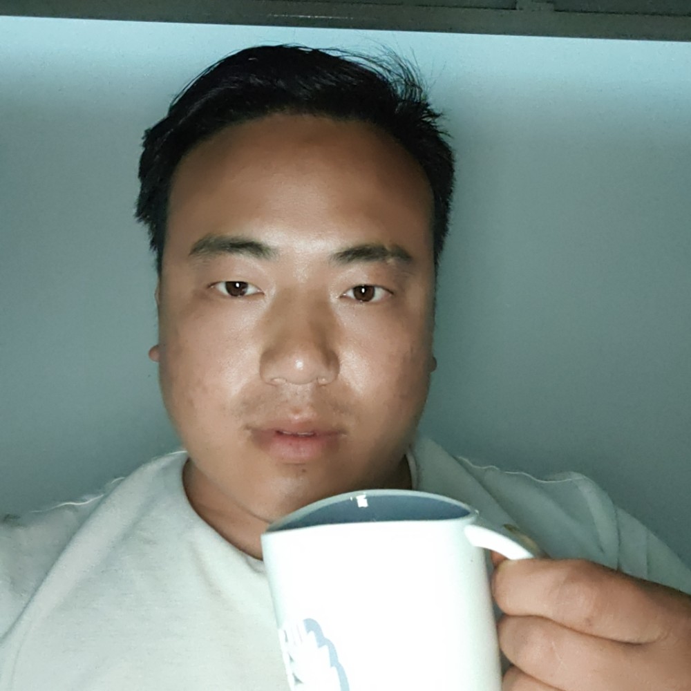 专一回眸荼蘼的照片