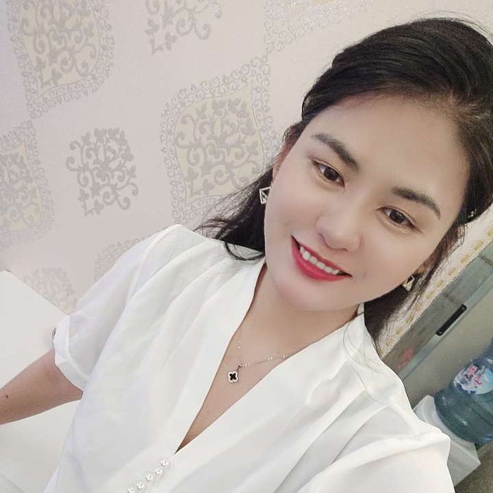 积极挽手可乐的照片