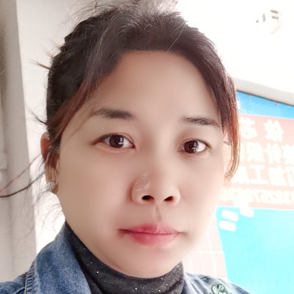 服饰俊逸的照片