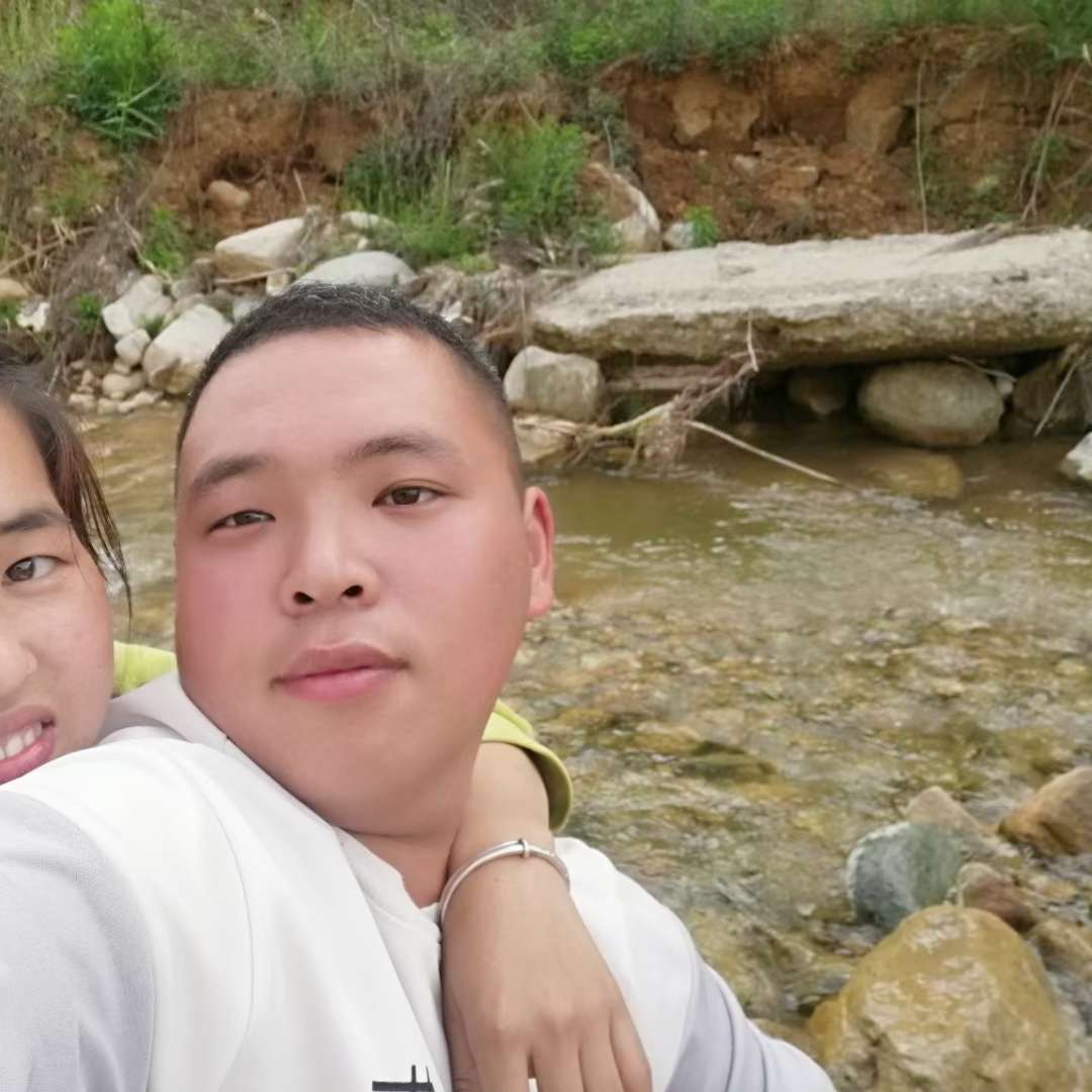 甜美遇見钢笔的照片