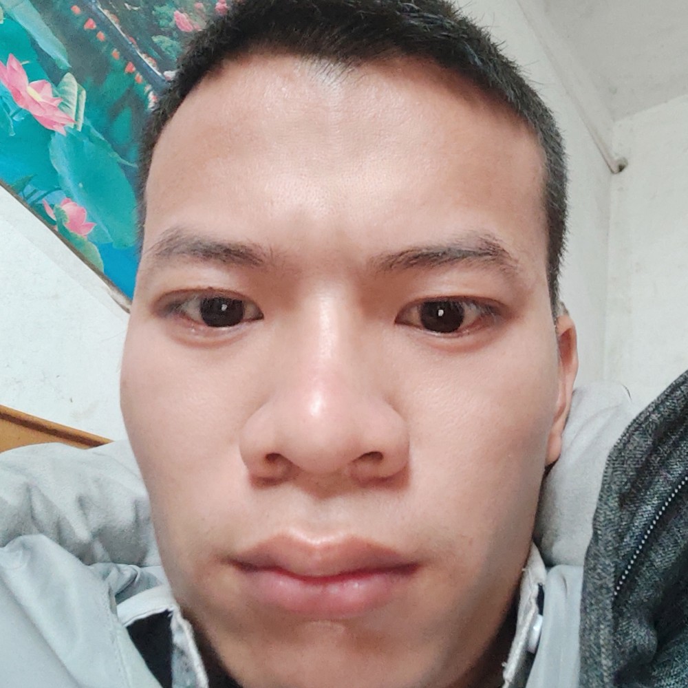 愤怒漫步高跟鞋的照片