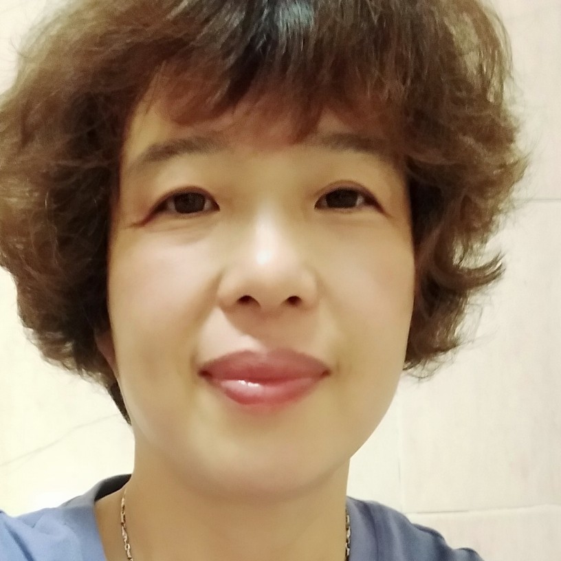 数据线倾心跳跃的照片
