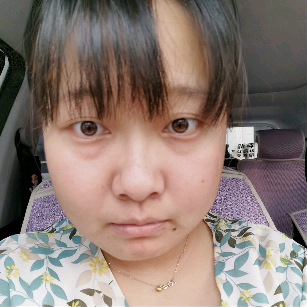 外套冷酷222的照片