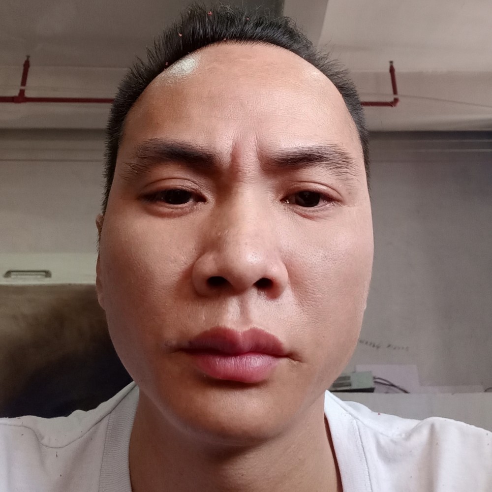 天空浅吻优美的照片