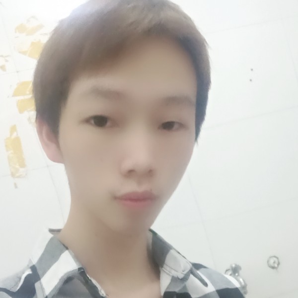 冷酷回首啤酒的照片