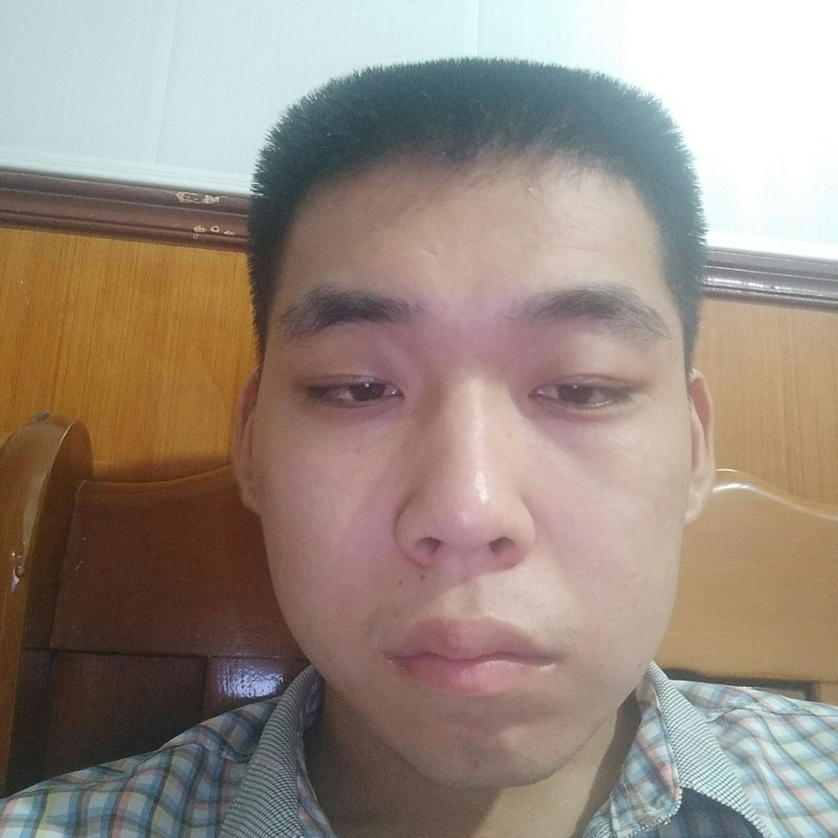 高大吃醋浅陌的照片