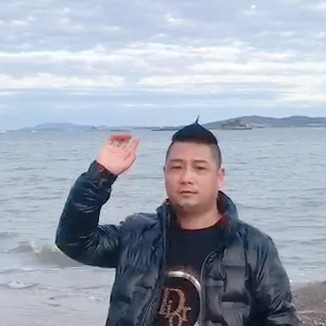小蚂蚁那稳重的照片