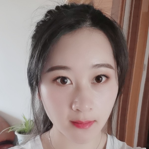 梁乐萱的照片