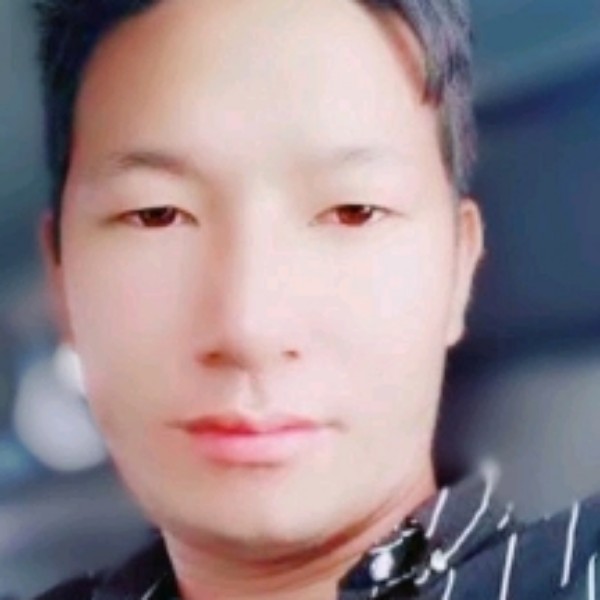 帅哥欢喜的照片