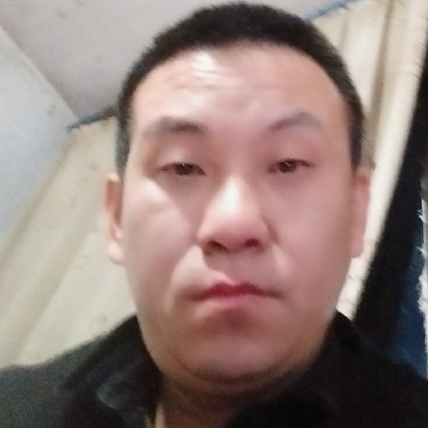 余溫踢醉熏的照片