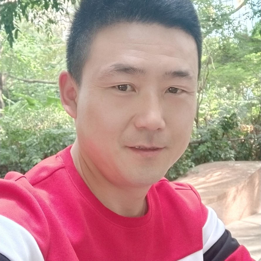 轻不言弃的照片