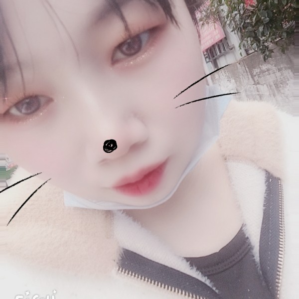 默默还星雨的照片