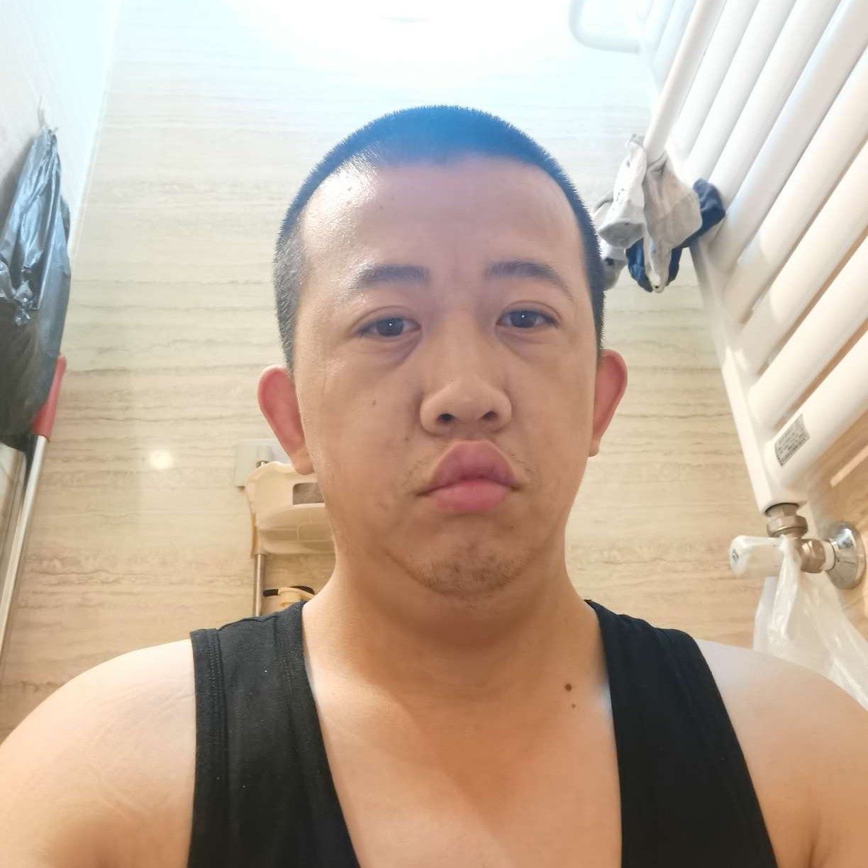 板凳爱恋1辈子旳的照片