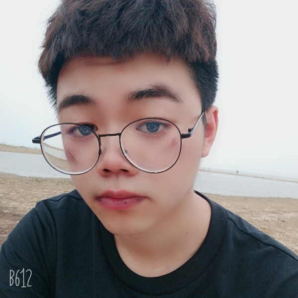 人言可谓的照片