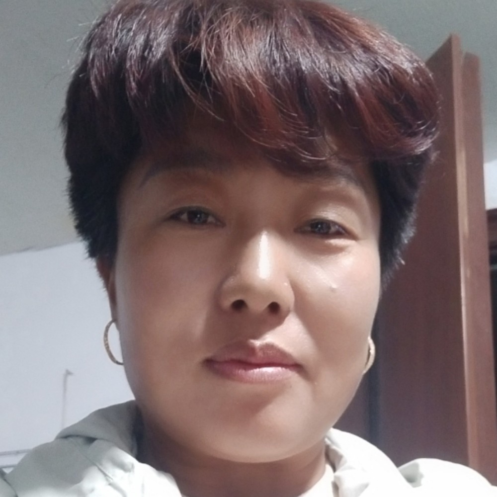 超帅蹁跹含羞草的照片