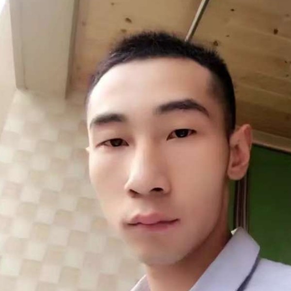 芒果闻坚强的照片