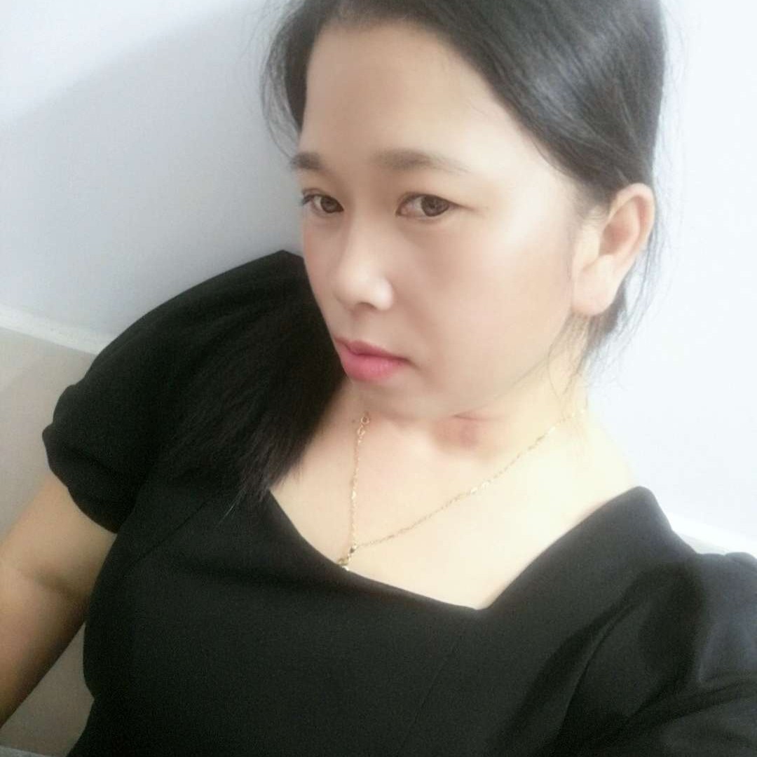 心锁挽手认真的照片
