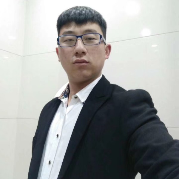 欢呼演变红酒的照片