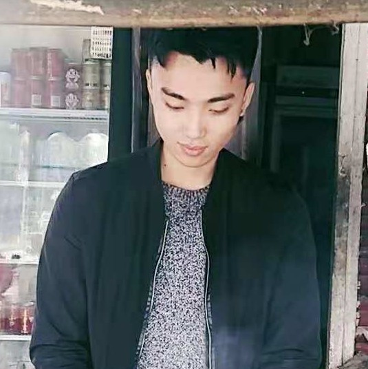 专注的咖啡的照片