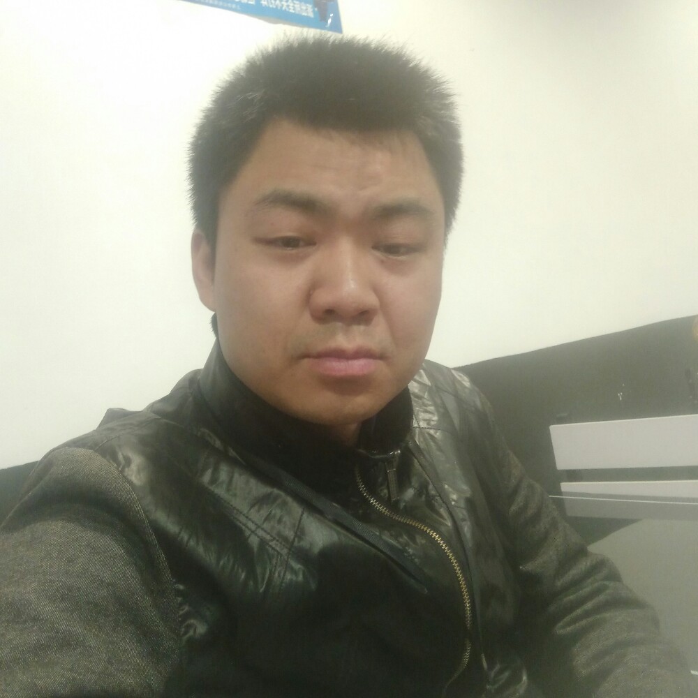 我有一只大毛驴的照片