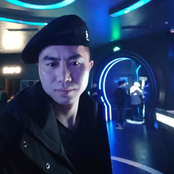 雨中的青蛙的照片