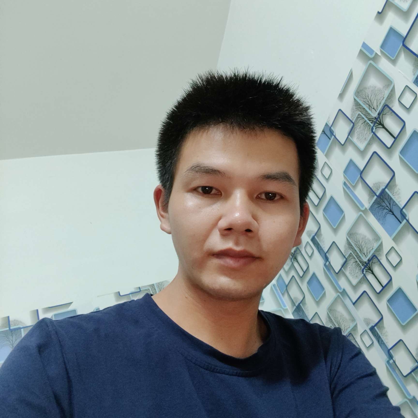 一个头两个大的照片