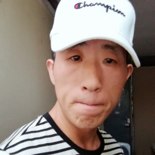 彪壮就招牌赵海峰的照片