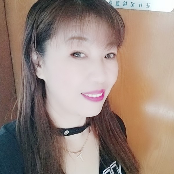 最后的秋月的照片