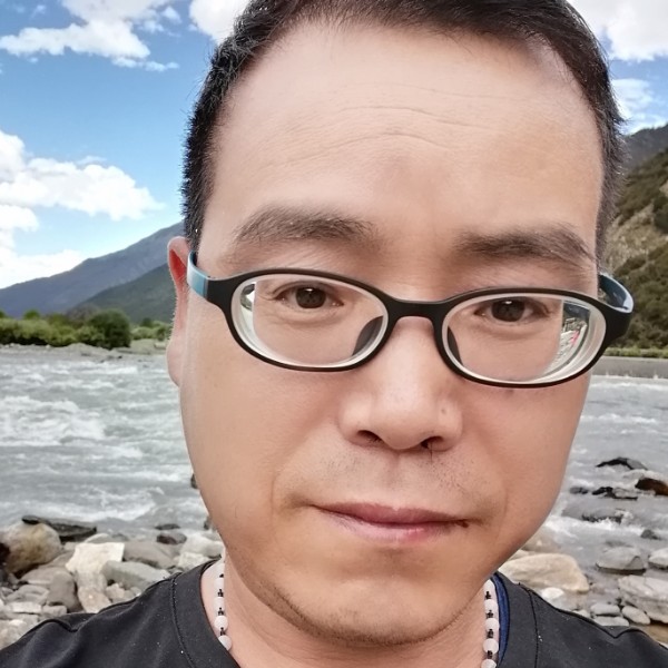 携手生活的照片