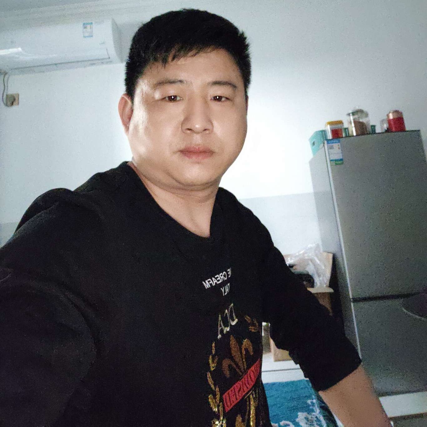 一个人多么裙子的照片