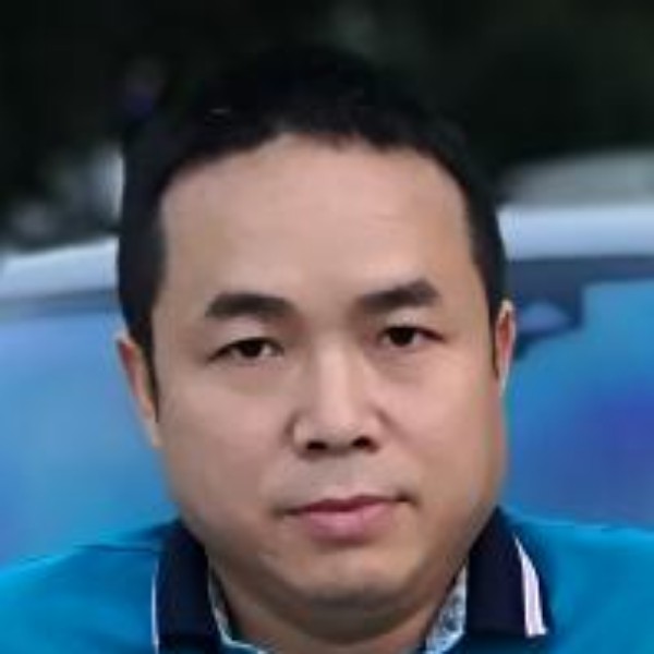 騰龙驾雾的照片