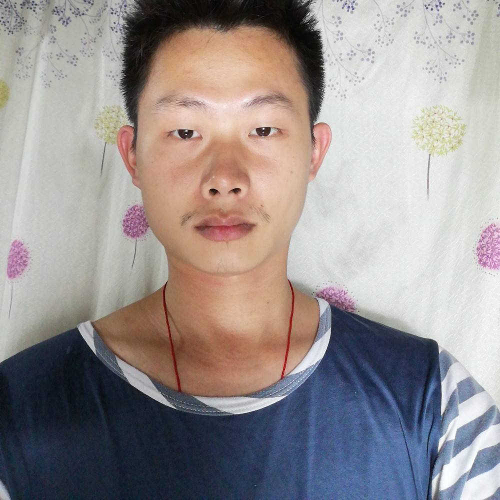 曾一腾的照片